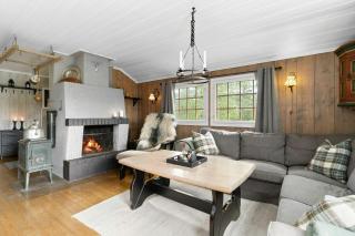 Experience The Simple Life In This Nature Cabin - 2