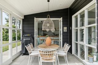 Bright Home Near One Of Denmarks Best Beaches - 2