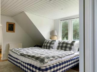 Lodge With Private Lake Near Bidstrup Forest - Hadsten - 5