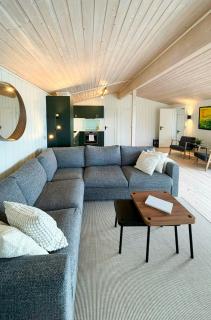 Cabin By Lake Tyrifjorden With Water Views - Hundstad - 8