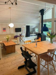 Virksund Home With Grounds And Hot Tub - Højslev - 8