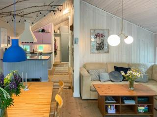 Virksund Home With Grounds And Hot Tub - Højslev - 6