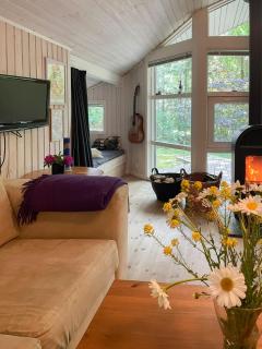 Virksund Home With Grounds And Hot Tub - Højslev - 3
