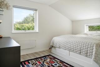 Beautiful Tranquil Home By Fjord Near Copenhagen - 9