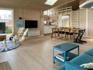 Beachfront Holiday Home Near Dalby Bay - Mesinge - 1