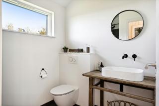 Modern Home With Sea View In Nordic Style - Fårevejle - 2