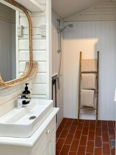 Charming Log Cabin Close To The Water And Hou - Hou - 4