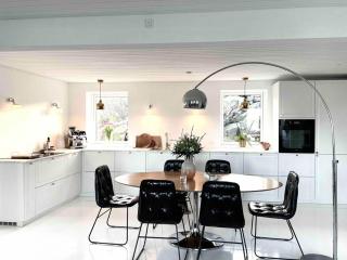 Idyllic House With Cliff Formations And Ocean View - Allinge-Sandvig - 0