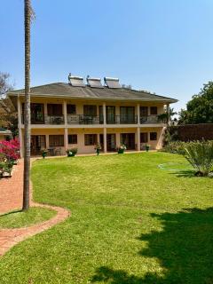 A boutique lodge situated in a serene environment - 2030 - Harare - 6