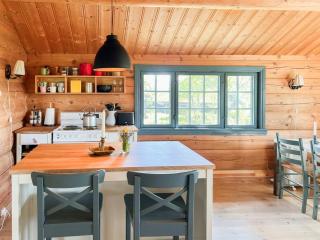 Traditional Log Cabin At Vierli - 5