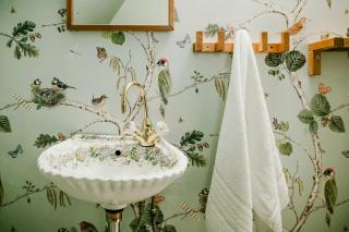 Nordic Holiday Jewel With Vintage Flair - Luckow - 8