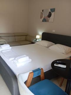 bazar 5 mini apartament - Tirana - 9