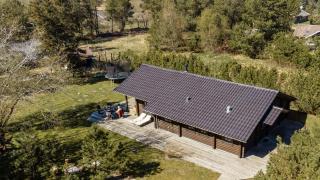 Authentic Log House Amid Evergreens In Vendsyssel - Fjerritslev - 2