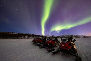 Design Cabin By The Sea With Northern Lights - - 8