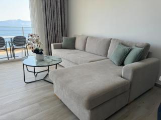 Sunny Seaside Apartment - Sarandë - 5