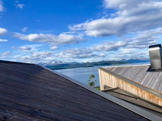 Architect-Designed Cabin With View In Molde - Røvik - 4