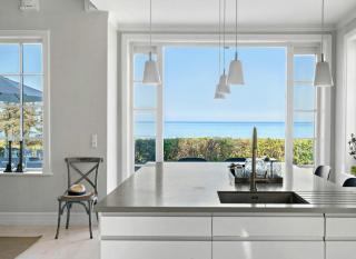 Unique Summer House With Elegance And Sea Views - Græsted - 2