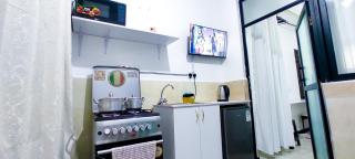 1506 Budget Studio SQ - Gym, Pool, Office Lounge - 8