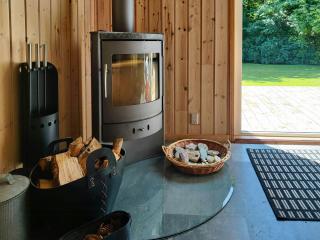 Home Near Beach With Wilderness Bath - 1