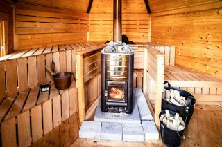 Finnish-Inspired Log Cabin Near Beach - Slagelse - 1