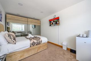 -RD7B- For your relaxed and Cosy stay with Free WiFi - Batley - 5
