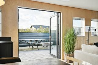 Minimalist Coziness By The Wild North Sea - Harboør - 9