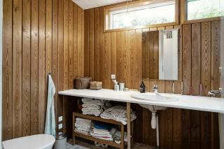 Architect-Designed Home In Veddinge Hills - 2