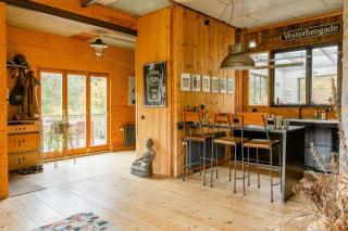 Restored Quarry House Near Nobel Laureate Home - 3