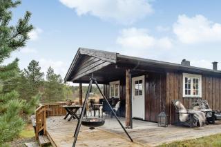 Old Swiss Hotel Charm In Seljestad - 1