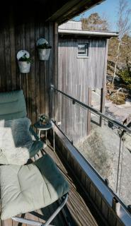 Modern Cabin On Rock At Kjerringvik - - 8