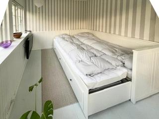Family-Friendly Summer House Near The Beach - Fårevejle - 4