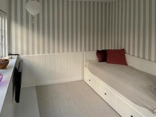 Family-Friendly Summer House Near The Beach - Fårevejle - 3
