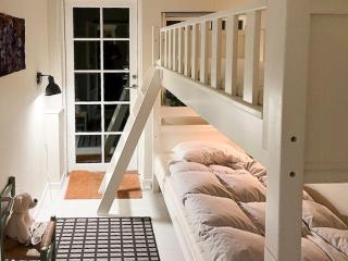 Family-Friendly Summer House Near The Beach - Fårevejle - 2