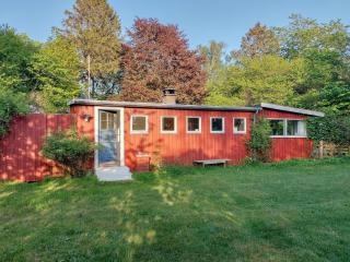 Cottage In Woodland Garden In Natural Harmony - Asnæs - 4