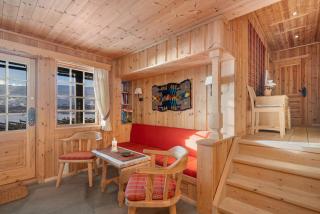 Charming Courtyard With Amazing View At Syndin - 6