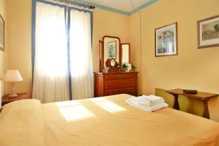 Traditional Farmhouse In Lucca Hills - 1