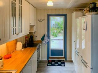 Charming Cabin With Panoramic View At Ranvika - - 8