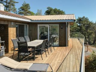 Charming Cabin With Panoramic View At Ranvika - 6