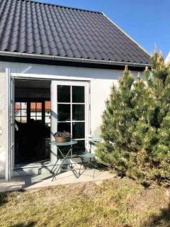 In Cold Hawaii With Beach In Backyard - 5