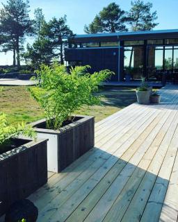 Peaceful Nature And Design On Skardsøya - 1