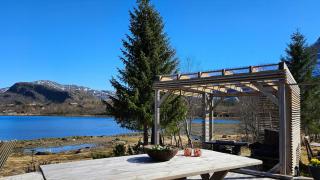 Seaside Cabin With Panoramic Views In Oterstranda - 3