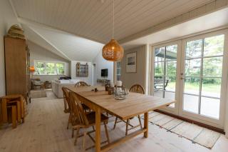Sommerhus Midt I Naturen Ved Tisvilde - Vejby - 1