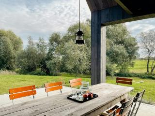 Stylish Design Retreat Near The Lake - Grünow - 9