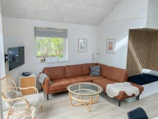 Cozy Summer House Near Beach And Town - Søndervig - 8
