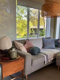 Indoor And Outdoor Life In Simple Design Gem - Vig - 6