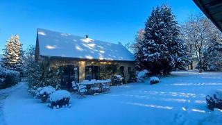 Rustic Barn Conversion Close To The Lake - Jabel - 5