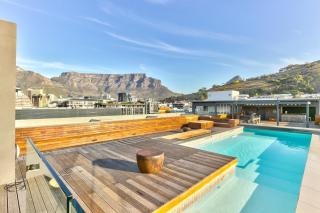 Table Mountain Facing Gem - 3