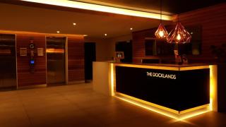 Table Mountain Facing Gem - 9