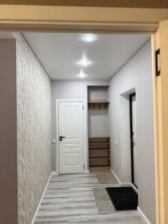 Трехкомнатная квартира с хорошим ремонтом - Almaty - 5