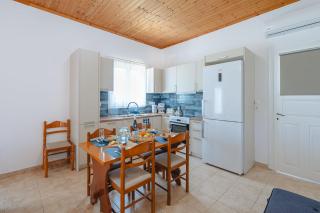 To Pournari Beachside Garden House - Happy Rentals - Korakokhórion - 8